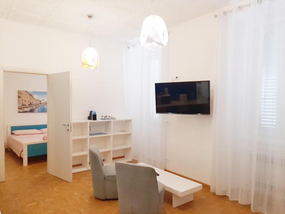 Trieste Center Rooms & Apartments - Fiori Di ترييستي المظهر الخارجي الصورة