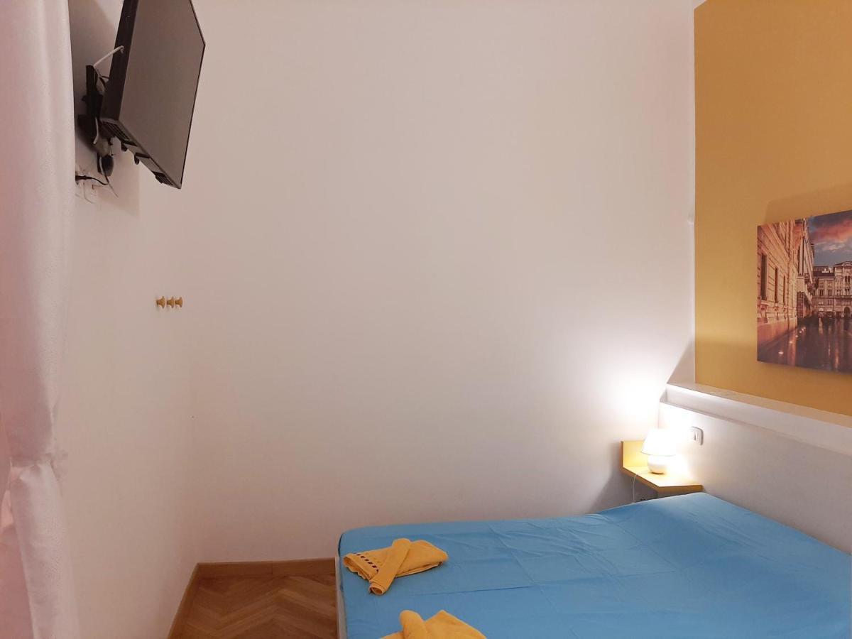 Trieste Center Rooms & Apartments - Fiori Di ترييستي المظهر الخارجي الصورة