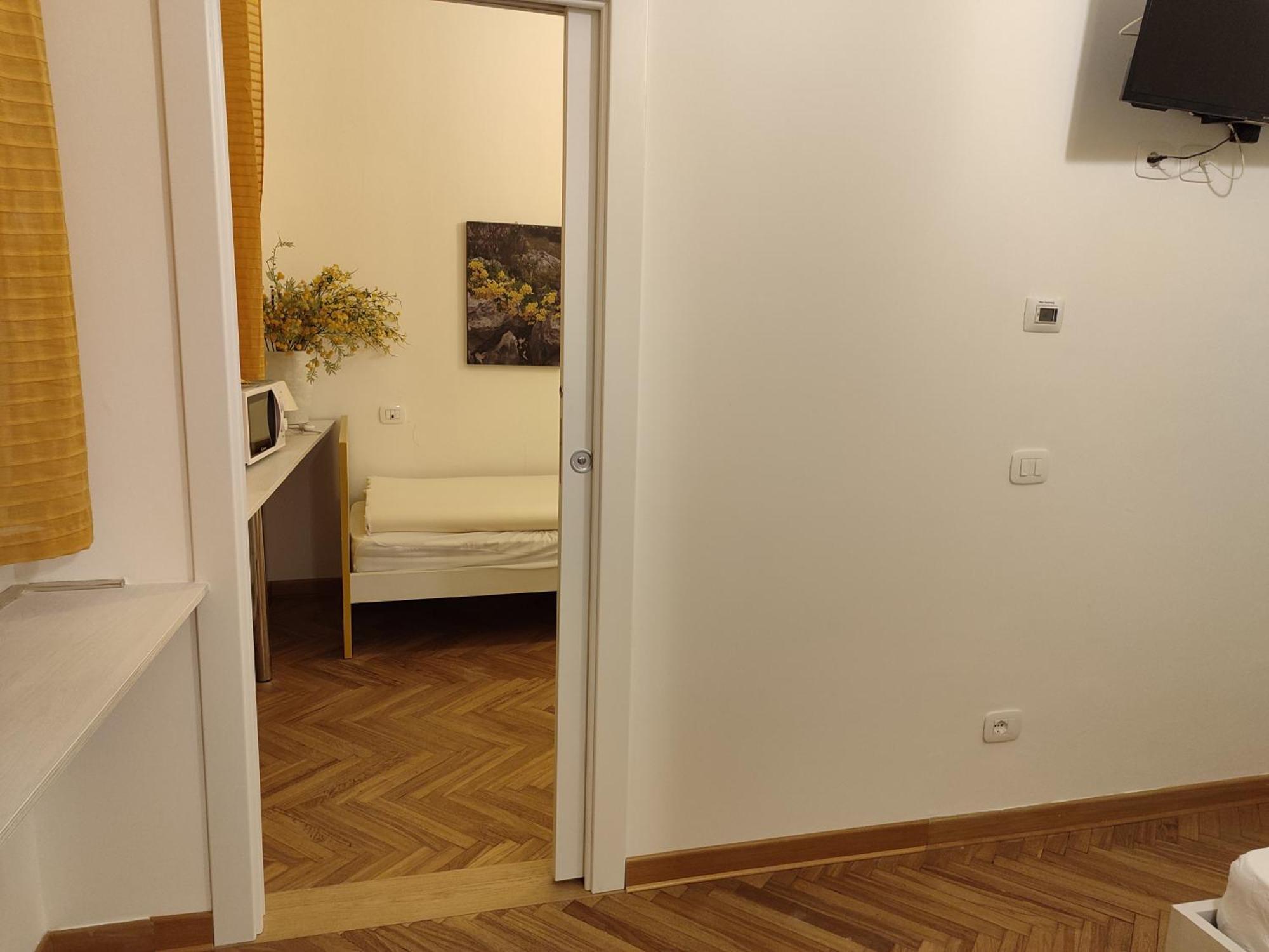 Trieste Center Rooms & Apartments - Fiori Di ترييستي المظهر الخارجي الصورة