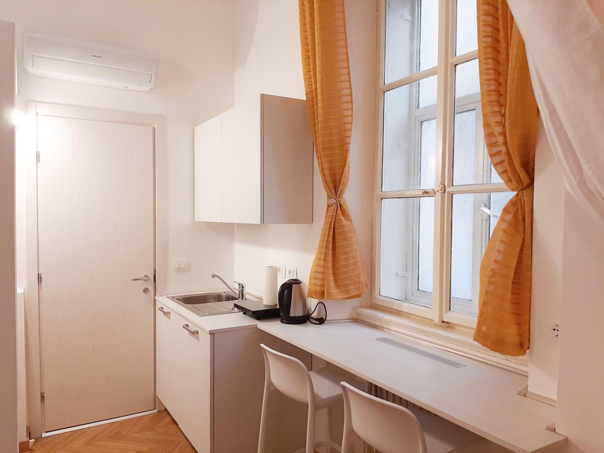 Trieste Center Rooms & Apartments - Fiori Di ترييستي المظهر الخارجي الصورة