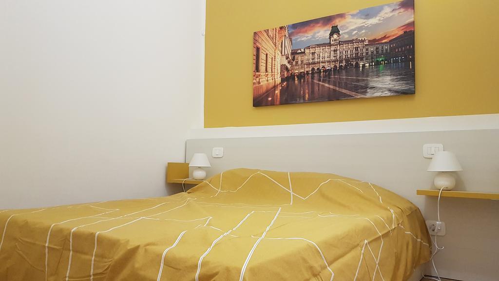 Trieste Center Rooms & Apartments - Fiori Di ترييستي المظهر الخارجي الصورة