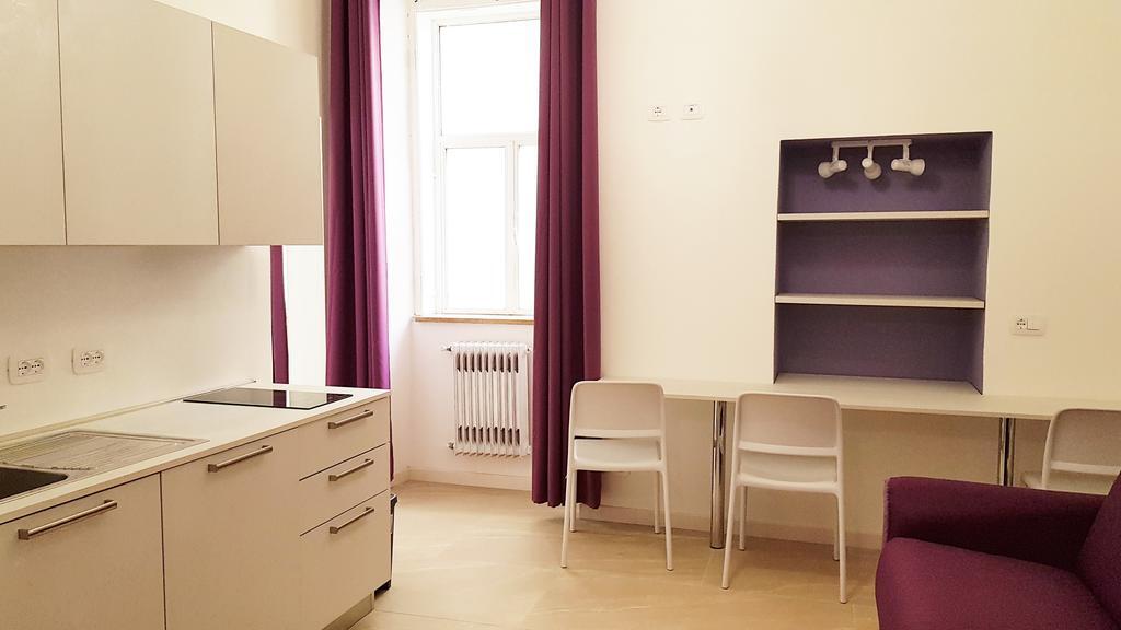 Trieste Center Rooms & Apartments - Fiori Di ترييستي المظهر الخارجي الصورة